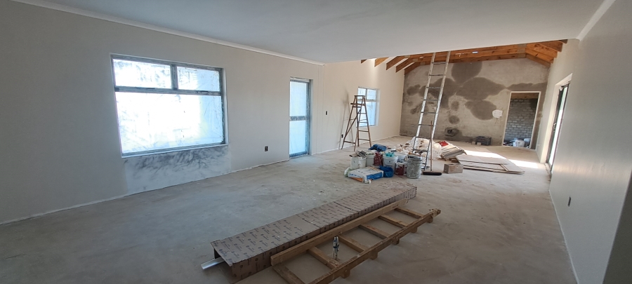 3 Bedroom Property for Sale in Hoogland Western Cape